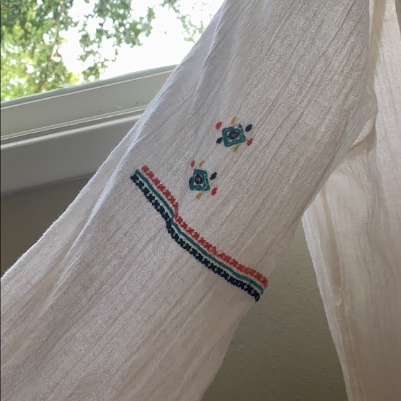 Outgrown - Picture 4 of 6